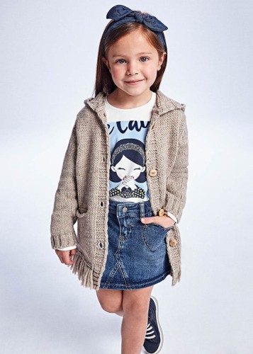 4378-70-sweter-trykot-mayoral-fredzle-dla-dziewczynki-kolor-jasny-brazowy-look.JPG
