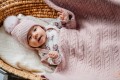 czapka-poppy-jamiks-wiazana-pompon-dla-dziewczynki-kolor-szary-look.jpg