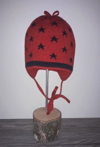 Czapka dla dziewczynki Bianka Jamiks w gwiazdki 